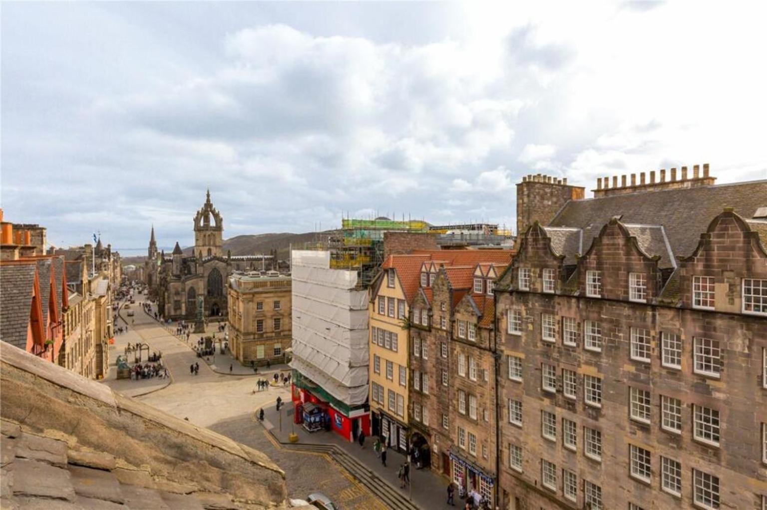 Апартаменты Stunning 5Br Royal Mile Penthouse Эдинбург Экстерьер фото